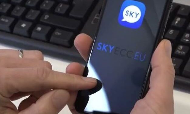 5 vrasje me pagesë mes shqiptarësh, Holanda e Belgjika i dërgojnë Greqisë bisedat e ‘SKY Ecc’ sky ecc 626x375 1