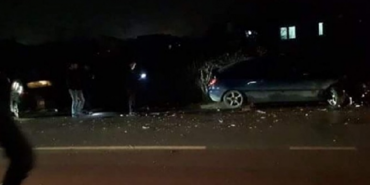 Aksident në Lushnjë: Makina i pret rrugën mjetit me targa gjermane, dy të plagosur në gjendje të rëndë IMG 7879