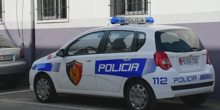 I vodhi 17 mijë euro vëllait dhe bleu makinë, arrestohet 38-vjeçari. Procedohet edhe gruaja e tij IMG 7964