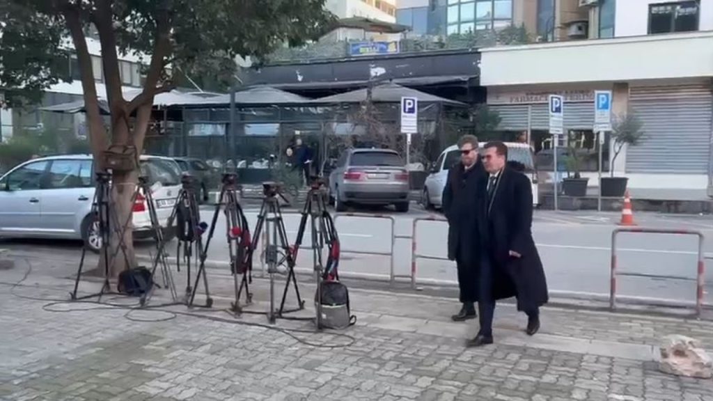 Seanca për ”Gërdecin”, Mediu mbërrin në SPAK fdhd sd