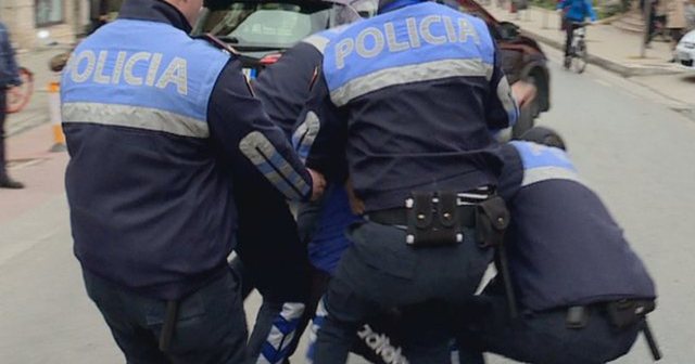 Theu arrestin shtëpiak, arrestohet “i forti” nga Fushë Kruja i 1