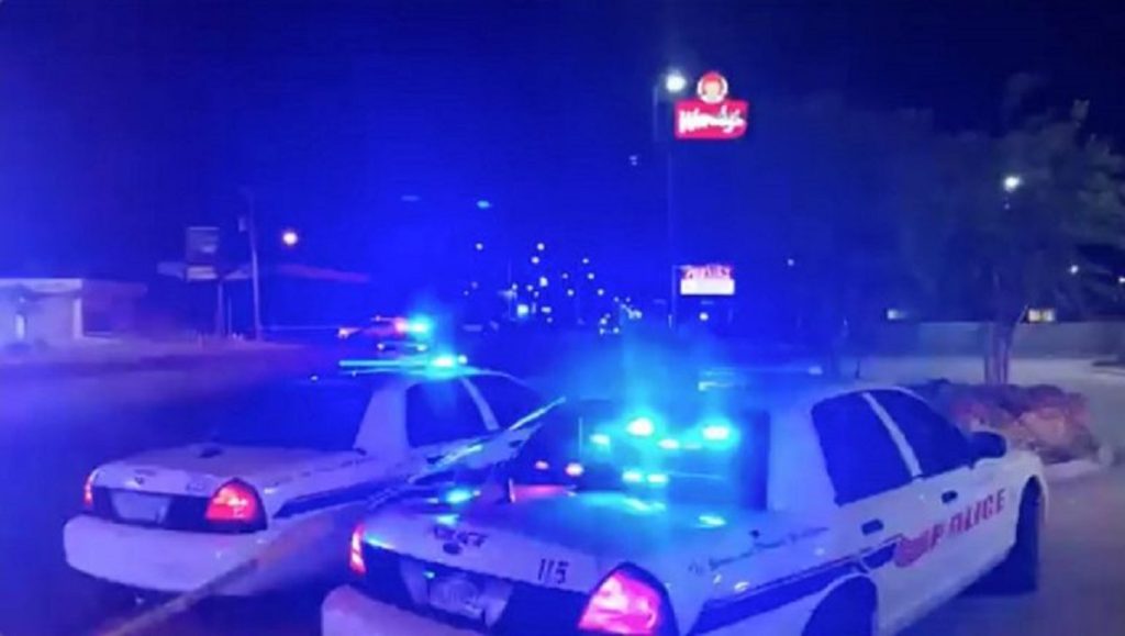 Të shtëna me armë zjarri në një shkollë në SHBA, raportohet për viktima të shumta policia shba3