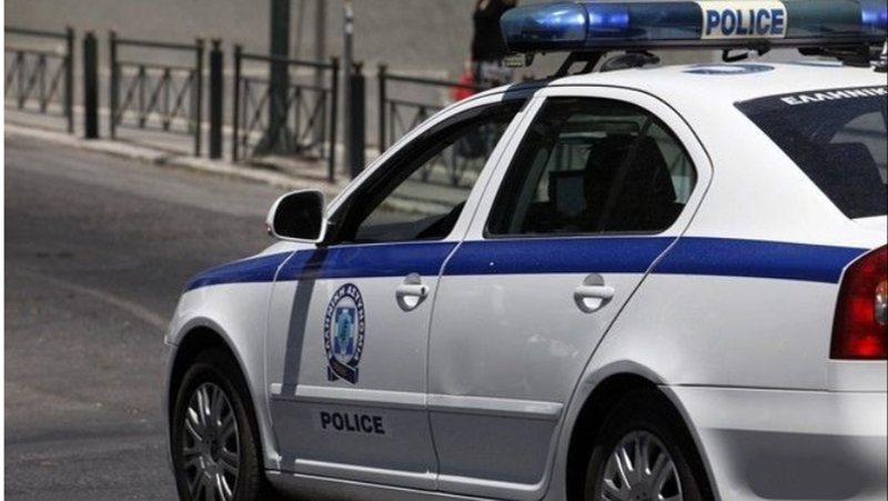 Greqi/ Shqiptari shkon për të grabitur shtëpinë e një të reje dhe tenton të abuzojë IMG 9634