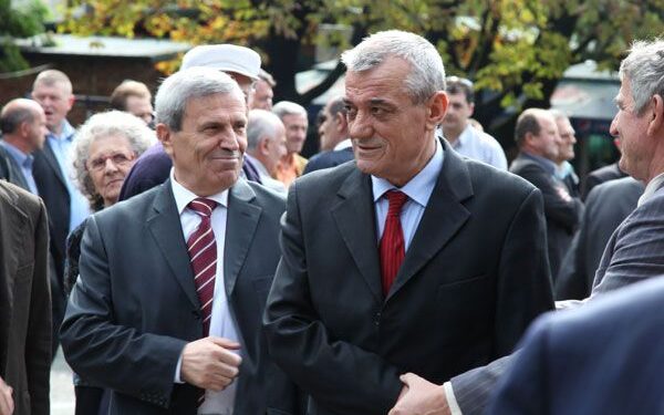 Rikthehen Ruçi e Dokle në PS. Socialistët nisin përgatitjet për zgjedhjet e vitit 2025 dokle ruci