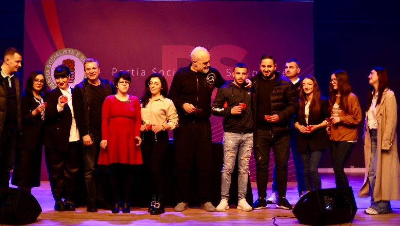 VIDEO/ Kryesocialisti Rama nis turin e takimeve në gjithë Shqipërinë: Në 2025 fitore më të thellë 1709403994 edirama