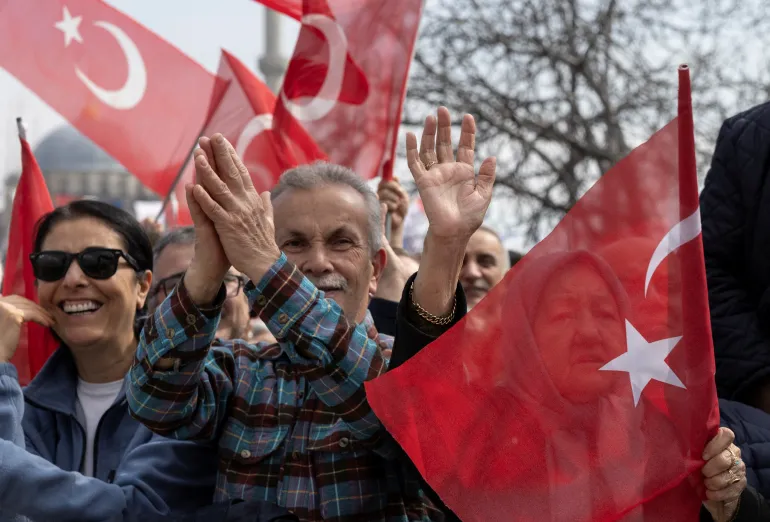 Sot zhvillohen zgjedhjet në Turqi, sfida e madhe për kryeqytetin dhe Stambollin 1711869596x2024 03 25t101750z 1899543758 rc2zo6a4lbqz rtrmadp 3 turkey election istanbul 1 1711467485 801