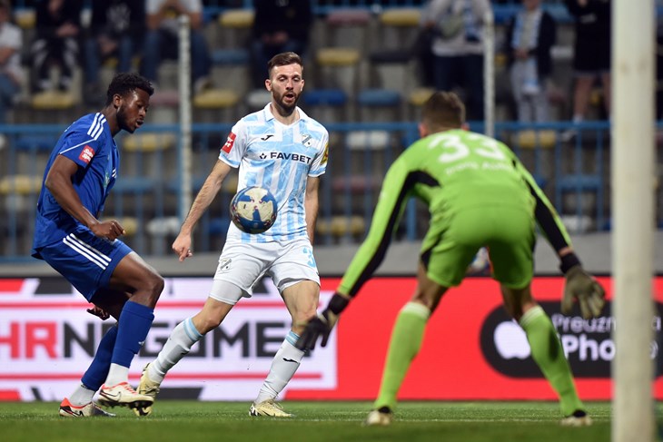 Mesfushori shqiptar shënon gol unik në Kroaci 478589