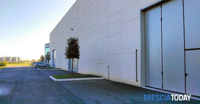 Itali, 43-vjeçari shqiptar bie nga çatia e magazinës ku punonte dhe humb jetën 640 0 kdfg 1710260469