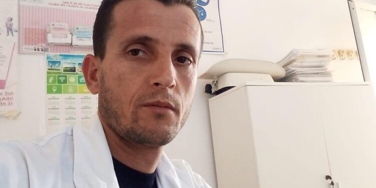 “Më bullizuan”/ Tentoi të vriste me makinë nënë e bir, çfarë deklaroi në polici infermieri IMG 0290