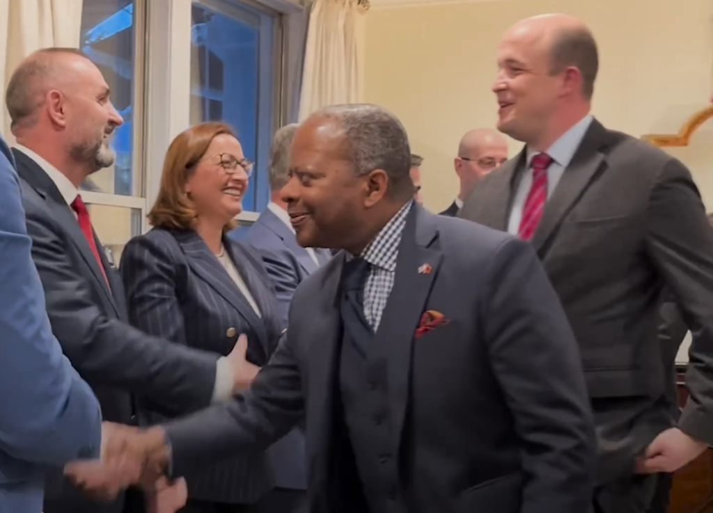 Vizita e zyrtarit amerikan në SPAK, Robinson: Llogaridhënia një rrugë e gjatë dhe e vështirë. Mos u dorëzoni Screenshot 2024 03 19 122858