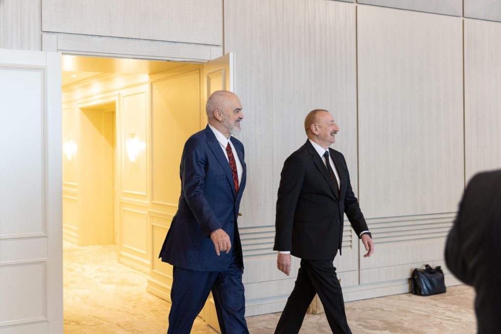 VIDEO/ Rama në Azerbajxhan flet për përfitimet nga Korridori Jugor i Gazit: 100% pro energjisë së ripërtëritshme 3 WhatsApp Image 2024 03 01 at 11.01.27