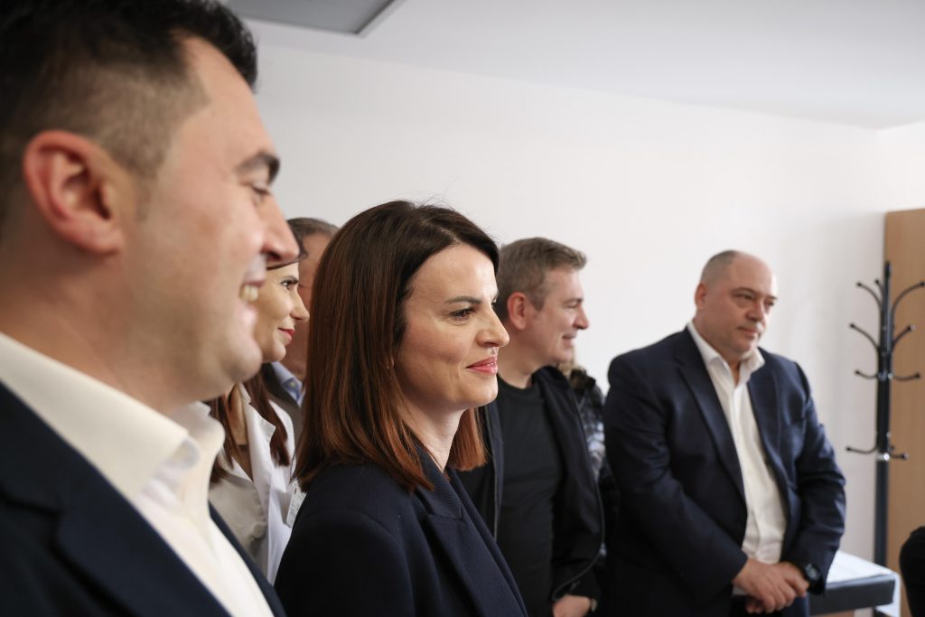 FOTO/ Rama dhe Koçiu në godinën e re të Poliklinikës së Specialiteteve në Elbasan: Do rrisim pagat e infermierëve 5 WhatsApp Image 2024 03 02 at 15.06.16