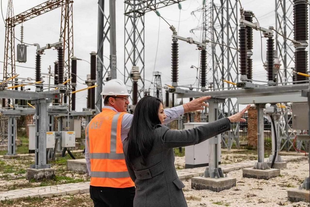 Balluku: Rriten kapacitetet energjetike në nënstacionin elektrik të Kuçovës ce0e652d 0312 4d21 bbd8 658666709872