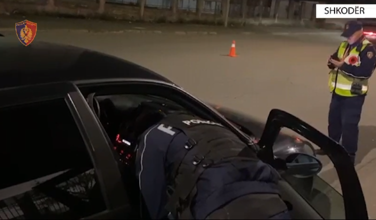 Arrestohen dy shkodranët, u gjenden fara kanabisi dhe radio policie policia arrestim