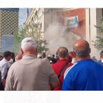 Këshilli Bashkiak e kthen mbledhjen online për shkak të protestës, Teliti: Shpirtin opozitar s’e ndal askush 3 Capture 157