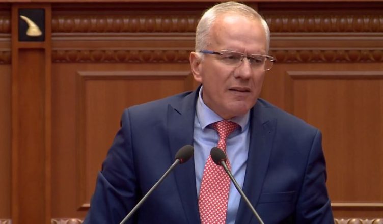 “Populli na ka votuar për gjeneralë ne sillemi si ushtarë”, Xhaferaj i përgjigjet vargjeve kuranike të Ramës me një thënie profetike IMG 0891