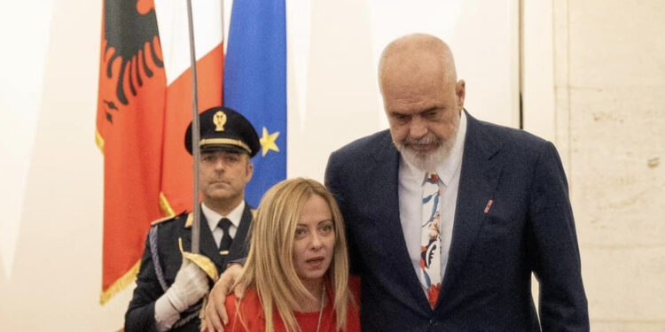 PE: Plani Meloni-Rama i aplikueshëm edhe për vende të tjera IMG 1087