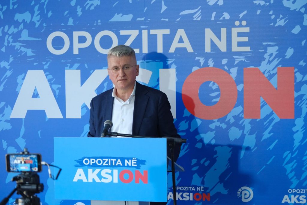 Agron Gjekmarkaj: PS-ja atentat Reformës në Drejtësi me Xhaçkën, të reagojnë ambasadorët WhatsApp Image 2024 04 12 at 18.12.39