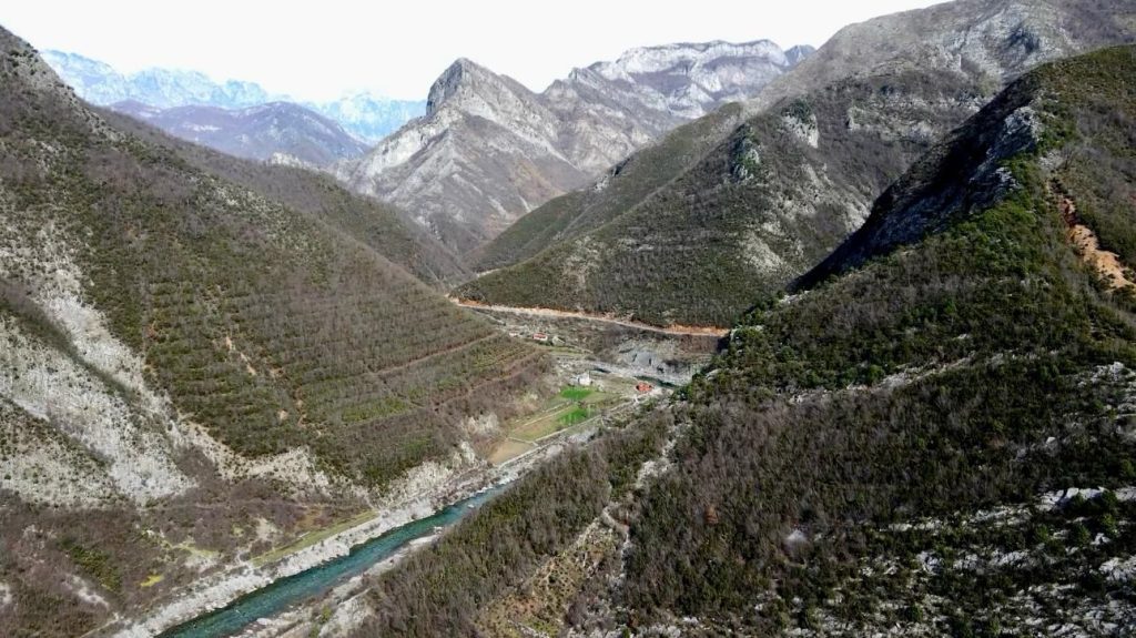 FOTO/ Rama në rrugën e Dukagjinit: Modernizmi i infrastrukturës, në funksion të zhvillimit të turizmit malor 4 WhatsApp Image 2024 04 30 at 15.10.01