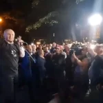 ''Lironi liderin e opozitës'', Meta vesh bluze me mesazh dhe shkon tek ''rruga e Salës'': Berisha është në piedestal 1 ilir meta sd 2