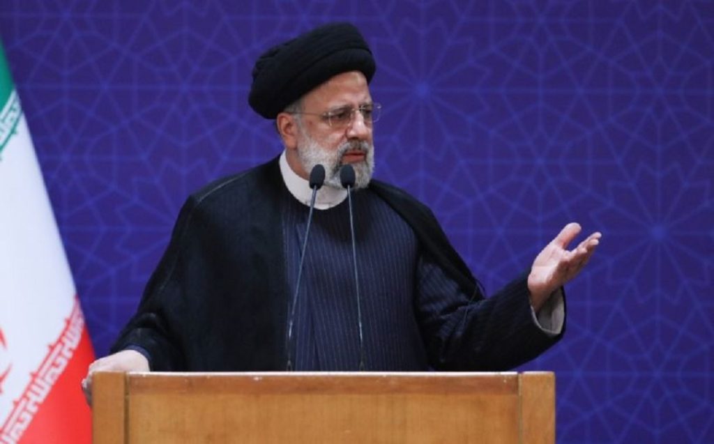 Presidenti i Iranit ashpërson tonet dhe paralajmëron: Çdo agresion i ri kundër kombit tonë do të përballet me përgjigje më të ashpër presidenti i iranit213