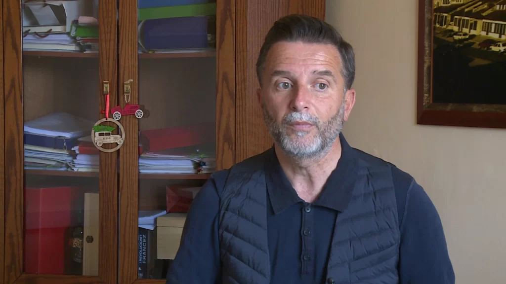“Barbari i Tiranës është ende në politikë”, Braçe kujton dhunën ndaj opozitës në 28 maj 1996: Kur i dëgjoj sot spurdhjakët që thonë ‘prapë do merremi me 97-tën’… IMG 3034