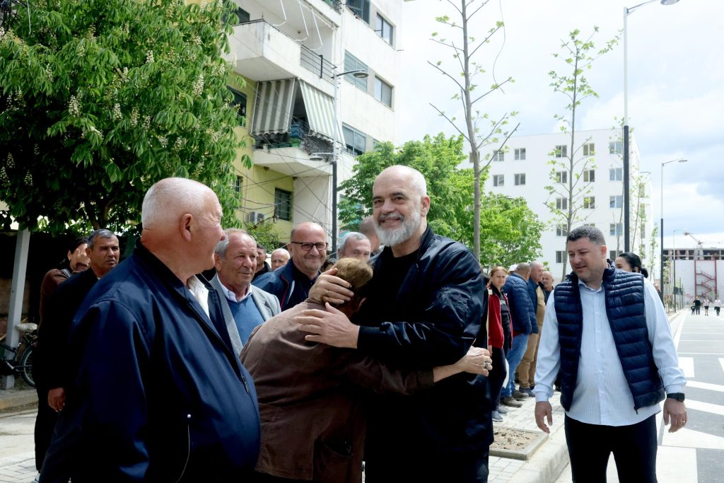 404 apartamente falas për familjet e prekura nga tërmeti në Vorë, Rama: I keni pronën tuaj, por vetëm mirëmbajeni 6 WhatsApp Image 2024 05 04 at 15.20.14