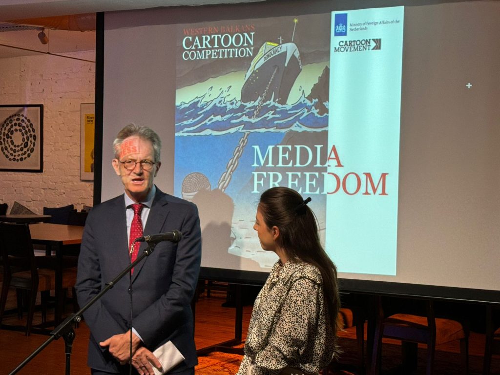 Ekspozita e Karikaturave “Media Freedom” në Shqipëri 2 WhatsApp Image 2024 05 13 at 19.53.03