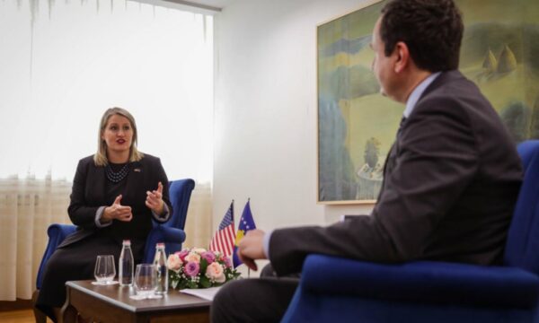 Takimi me Kurtin, Allen: Kosova i përket BE-së e NATO-s, të zbatohen të gjitha marrëveshjet me Serbinë allen kurti