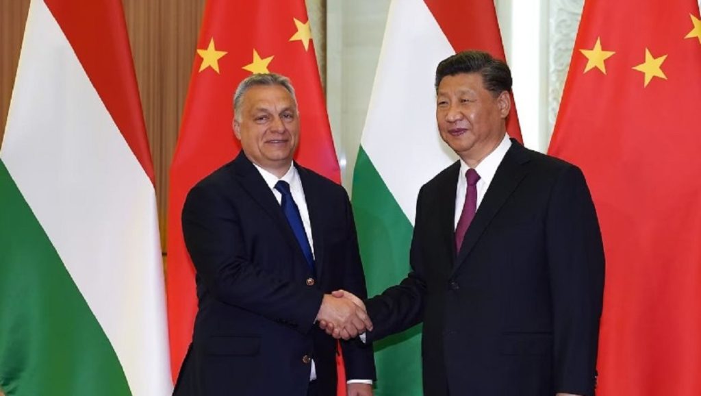 kina hungari Xi