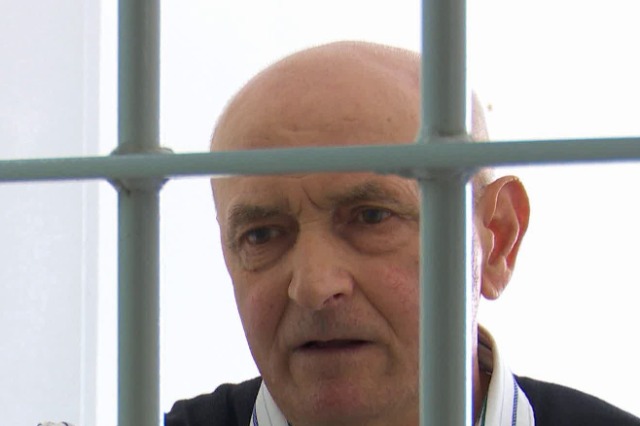 Vrau dy njerëz në oborrin e shtëpisë, rrëfimi i të burgosurit: “Djali im vdiq, i ra infarkt në zemër” 0934457319b84fb898d9e34b857a006b