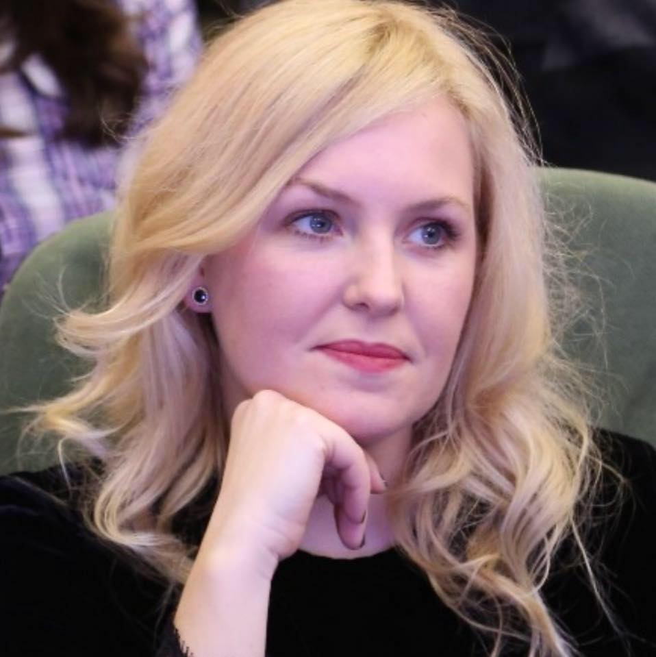 Gruaja e Tahirit tregon përvojën me mjeken e Onkologjikut: Janë vr**ës me pagesë, që ua njohim fytyrat 15697367 10158069338315037 5487657714926284966 n