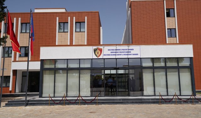 I vendoset tritol makinës së policit në Shkodër IMG 3991