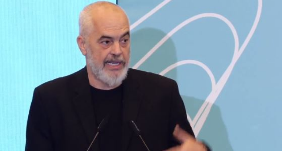 Konferenca për të drejtën e informimit/ Paralajmërimi i Ramës: Në qershor do t’u kërkoj llogari institucioneve për… edi rama 1