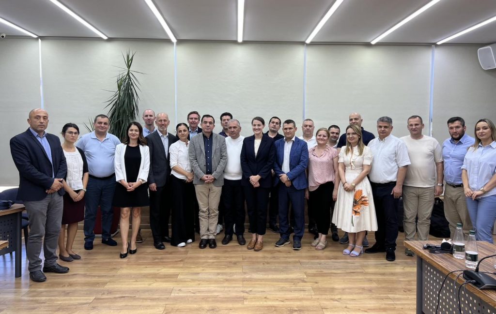 SHBA krah institucioneve të pavarura shqiptare të drejtësisë, seminar me kreun e SPAK-ut 1 451114740 902948881860270 405920388868544063 n