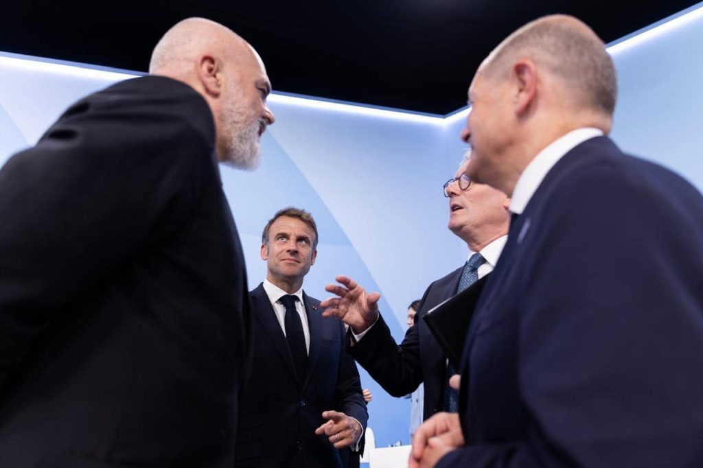 Nga mbreti Charles tek Macron, Rama poston albumin me foto të takimeve me liderët e Europës 1 451954773 1039266784235649 5171548682488350671 n