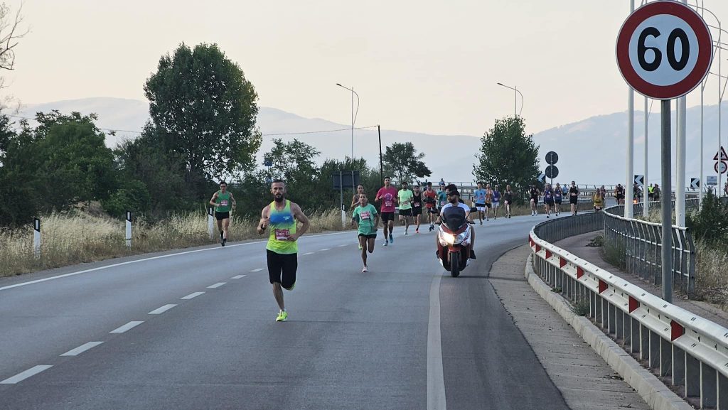 Maratona Enkelana në Pogradec, kryeministri Rama poston fotot: 700 vrapues nga 38 shtete të botës 2 453488308 1045689403593387 375414619383916659 n