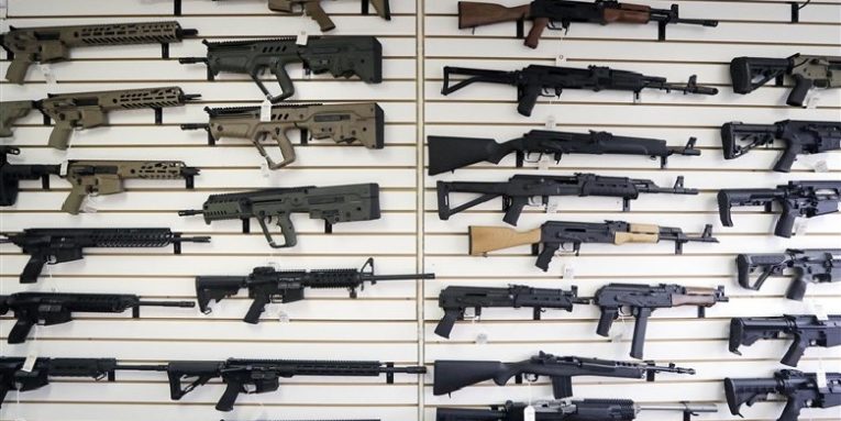 Si do të ringrihet industria e prodhimit të armëve në Shqipëri? arme