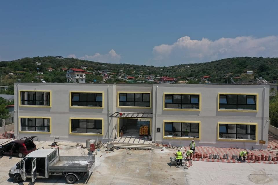Rama ndan pamjet: Drejt përfundimit shkolla 9-vjeçare “Meleq Gjozi" në Goriçan, do të jetë me kushte dinjitoze 2 456485630 1060614772100850 991879763908746597 n