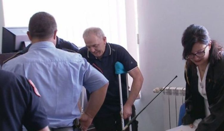 Ndërroi jetë në QSUT, kush ishte i “forti” i Vlorës që qëndroi në burg i paralizuar, dikur subjekt i OFL-së IMG 5922