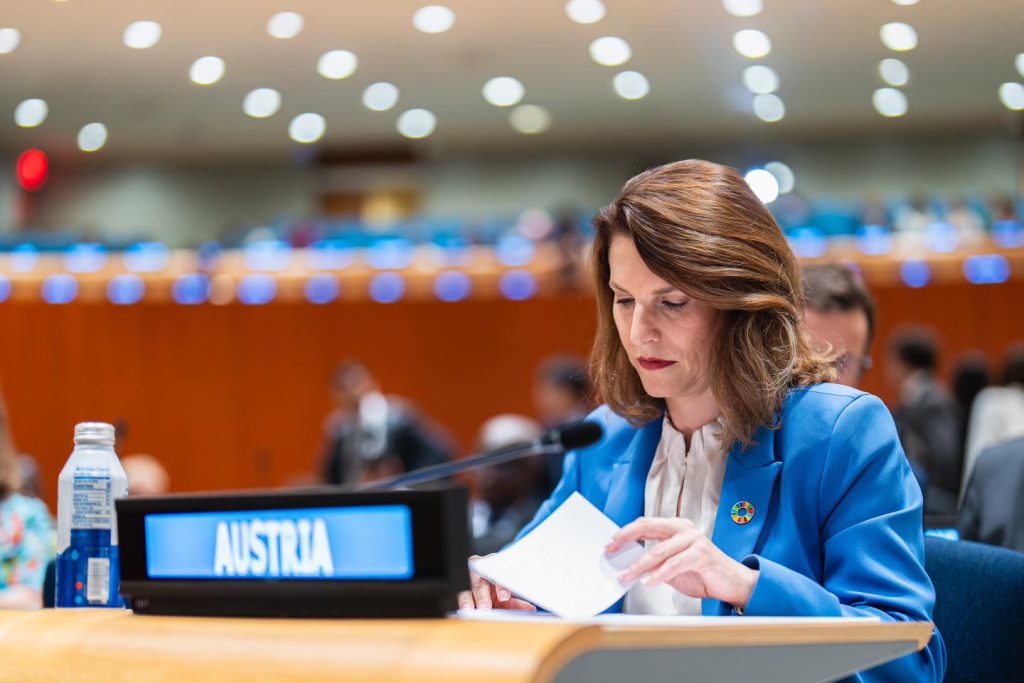 Shqipëria në BE, Edtstadler: Në vitin 2030 Karoline Edtstadler