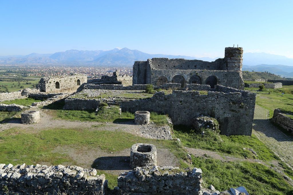 Kalaja e Rozafës nuk e lëshon fronin, monumenti më i vizituar në vend kalaja e Rozafes