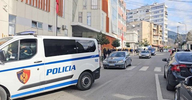 Përmes mashtrimit tentoi të përvetësonte një makinë luksoze, Policia zbardh skemën e 39-vjeçarit policia shkoder