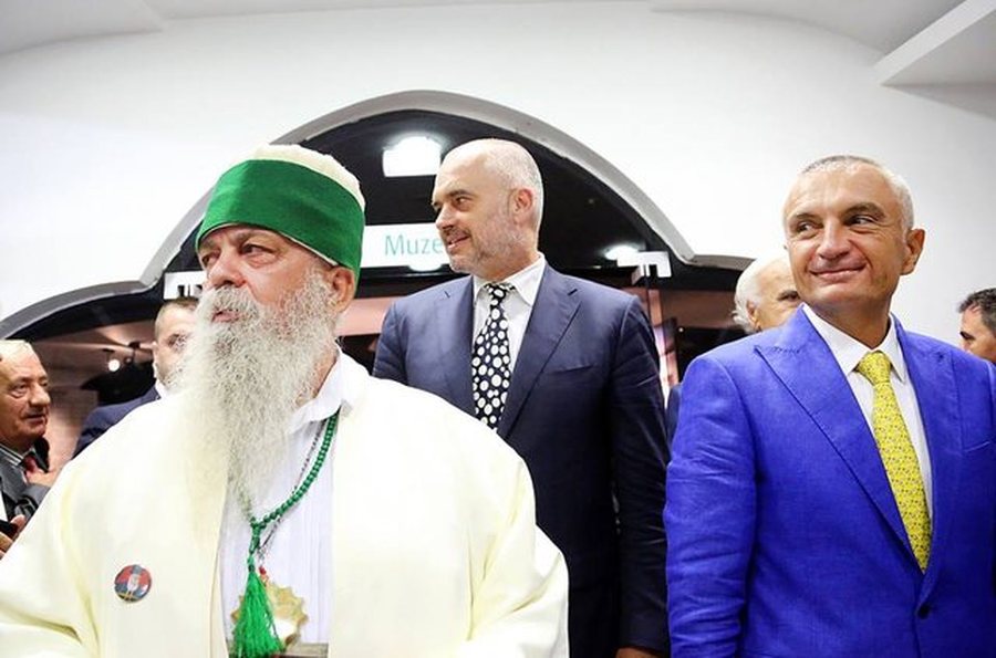 Shteti Bektashi në Tiranë, reagon Meta: Shashkë nga Rama për të hequr vëmendjen nga korrupsioni 900 0 1727096815x640 0 baba mondi 1727093841 986
