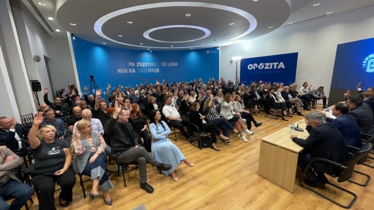 Zbardhen diskutimet në mbledhjen e Këshillit Kombëtar IMG 8972