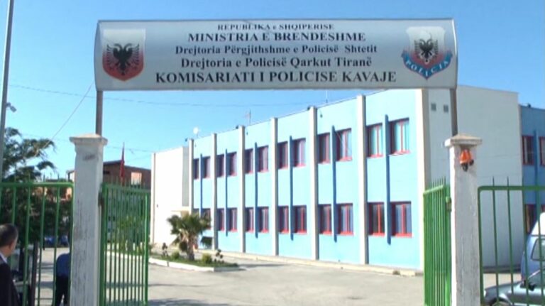 Administratori denoncon largimin e 7 punonjësve, policia nis kërkimet kavaje policia 768x431 1