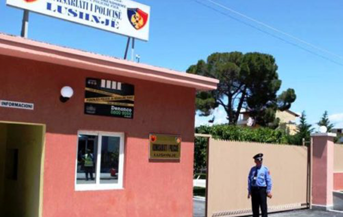 Dhunoi babanë, arrestohet 43-vjeçari policia lushnje 1