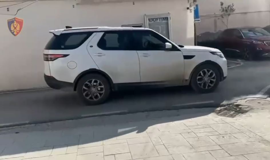 Kërkohej për kultivim narkotikësh, arrestohet 30-vjeçari në Vlore Capture 553