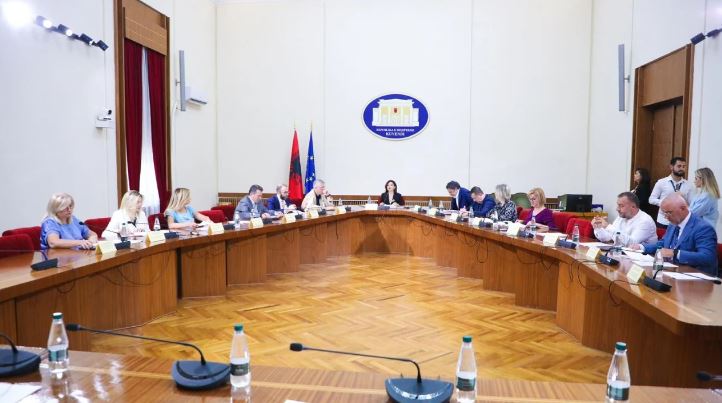 Mblidhet Konferenca e Kryetarëve, opozita nuk merr pjesë politik