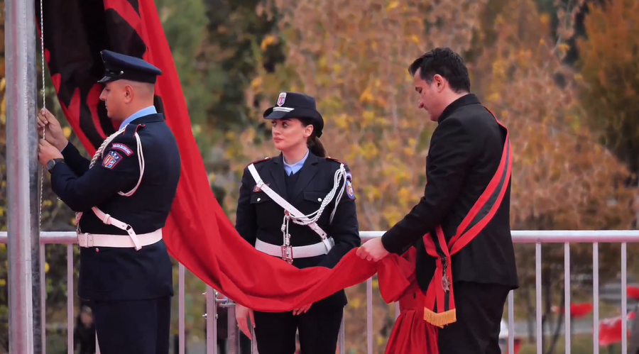 Flamuri i Pavarësisë, Veliaj: Shqipëria në ditët e saj më të mira 900 0 1732799757xxfyuioo 688